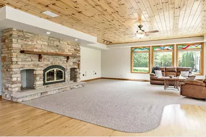 2230 S Riverside Drive, Beloit, WI 53511 - Photo 44