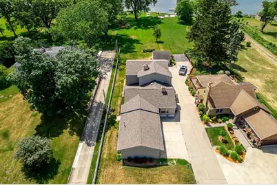 2230 S Riverside Drive, Beloit, WI 53511 - Photo 2