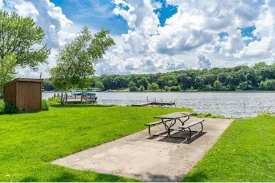 2230 S Riverside Drive, Beloit, WI 53511 - Photo 28