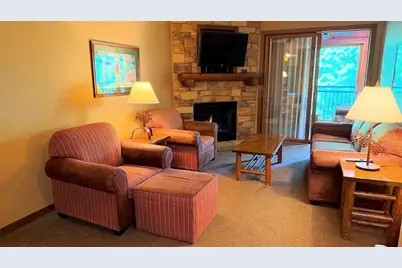 350 E Hiawatha Drive #324, Lake Delton, WI 53965 - Photo 4