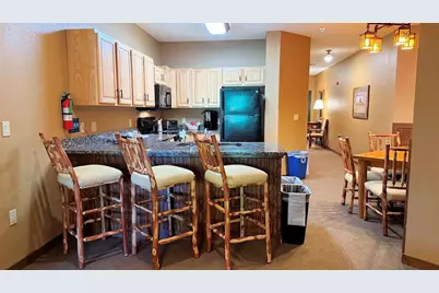 350 E Hiawatha Drive #324, Lake Delton, WI 53965 - Photo 6