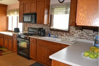 1125 N Pontiac Drive, Janesville, WI 53545 - Photo 22