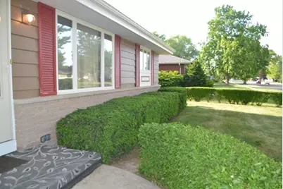 1125 N Pontiac Drive, Janesville, WI 53545 - Photo 2