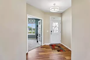 392 Campo Ln, Oregon, WI 53575 - Photo 2