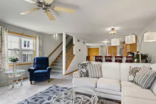2914 Kentville Dr, Sun Prairie, WI 53590 - Photo 4