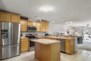 2914 Kentville Dr, Sun Prairie, WI 53590 - Photo 6