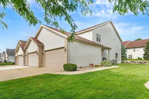 2914 Kentville Dr, Sun Prairie, WI 53590 - Photo 1