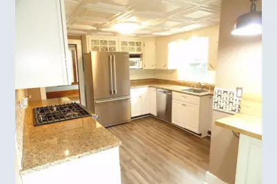 318 N 3rd St, Fort Atkinson, WI 53538 - Photo 26