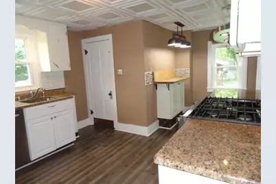 318 N 3rd St, Fort Atkinson, WI 53538 - Photo 32