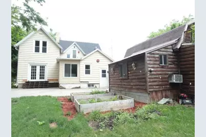 318 N 3rd St, Fort Atkinson, WI 53538 - Photo 2