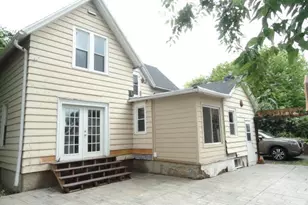 318 N 3rd St, Fort Atkinson, WI 53538 - Photo 6