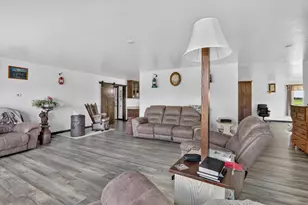 W641 County Road E, Brodhead, WI 53520 - Photo 10