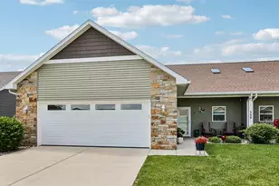 500 River Rd, Columbus, WI 53925 - Photo 2
