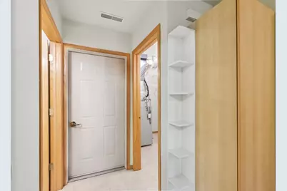 641 E Dayton Street, Madison, WI 53703 - Photo 28