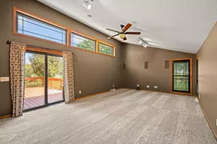 512 Dorn Dr, Waunakee, WI 53597 - Photo 16