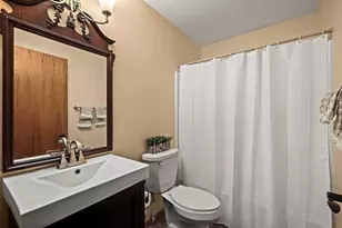 512 Dorn Dr, Waunakee, WI 53597 - Photo 38