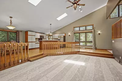 512 Dorn Drive, Waunakee, WI 53597 - Photo 6