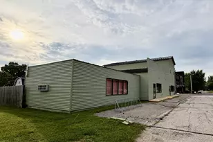 302 Railroad St, Elroy, WI 53929 - Photo 32