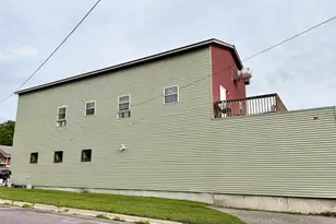 302 Railroad St, Elroy, WI 53929 - Photo 30