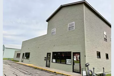 302 Railroad Street, Elroy, WI 53929 - Photo 1