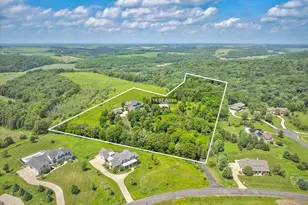 7876 Autumn Pond Trail, Middleton, WI 53562 - Photo 2