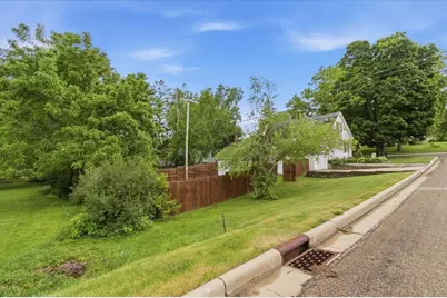 418 W Division Street, Ridgeville, WI 53533 - Photo 42