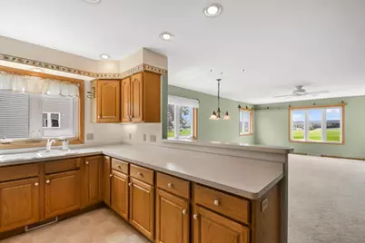 1352 15th Street, Baraboo, WI 53913 - Photo 6