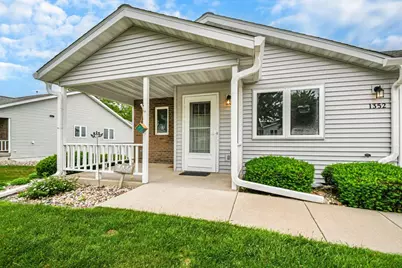 1352 15th Street, Baraboo, WI 53913 - Photo 2