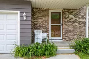 1289 Crossing Ridge Trail, Sun Prairie, WI 53590 - Photo 6