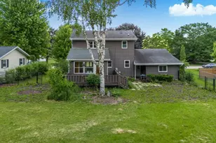 1289 Crossing Ridge Trail, Sun Prairie, WI 53590 - Photo 4