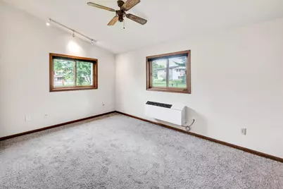 1289 Crossing Ridge Trail, Sun Prairie, WI 53590 - Photo 20