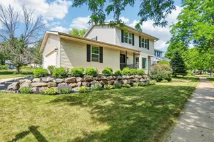 1 Beihoffer Ct, Madison, WI 53719 - Photo 2