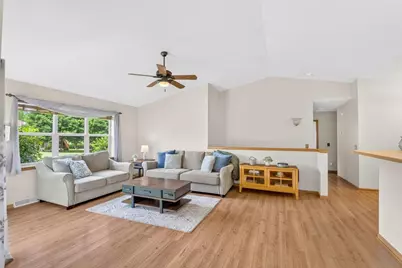 973 Baneberry Drive, Sun Prairie, WI 53590 - Photo 10