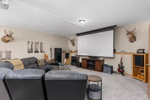 1019 21st St, Prairie Du Sac, WI 53578 - Photo 24