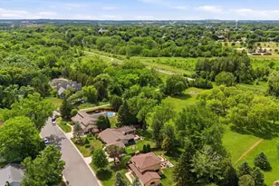 718 Arbor Vitae Pl, Verona, WI 53593 - Photo 4