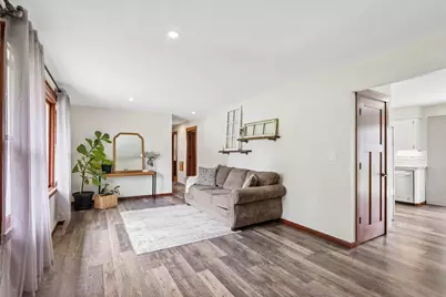 6 Green Ridge Court, Madison, WI 53704 - Photo 6