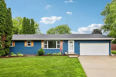 6 Green Ridge Court, Madison, WI 53704 - Photo 2