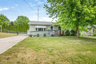 1431 Garfield Ave, Beloit, WI 53511 - Photo 2