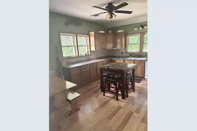 143 N Michigan Street, Prairie Du Chien, WI 53821 - Photo 10