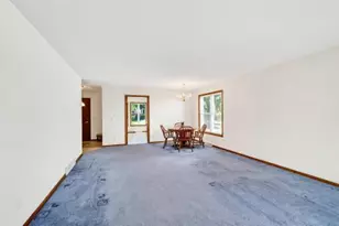 6122 Thornebury Dr, Madison, WI 53719 - Photo 14