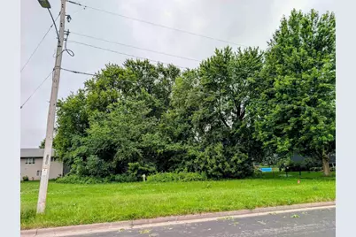 325 Jefferson Street, DeForest, WI 53532 - Photo 2