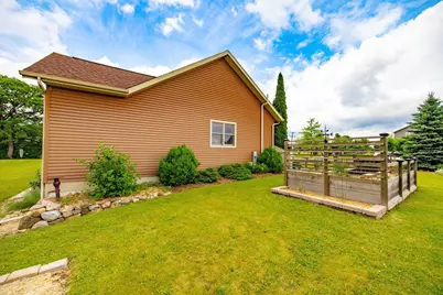 401 Highland Road, Cambridge, WI 53523 - Photo 86