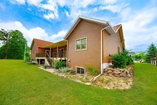 401 Highland Rd, Cambridge, WI 53523 - Photo 82