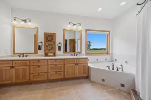 401 Highland Rd, Cambridge, WI 53523 - Photo 34