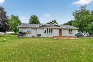 W8127 Dumke Rd, Portage, WI 53901 - Photo 38