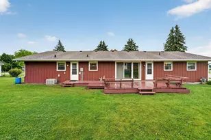 1302 E Garfield St, Mount Horeb, WI 53572 - Photo 22