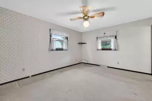 1302 E Garfield St, Mount Horeb, WI 53572 - Photo 24