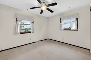 1302 E Garfield St, Mount Horeb, WI 53572 - Photo 18