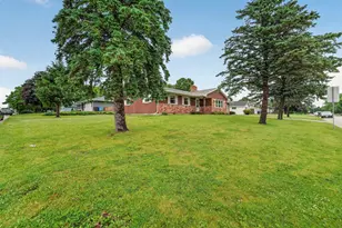 1302 E Garfield St, Mount Horeb, WI 53572 - Photo 34