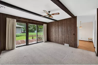 1302 E Garfield Street, Mount Horeb, WI 53572 - Photo 4